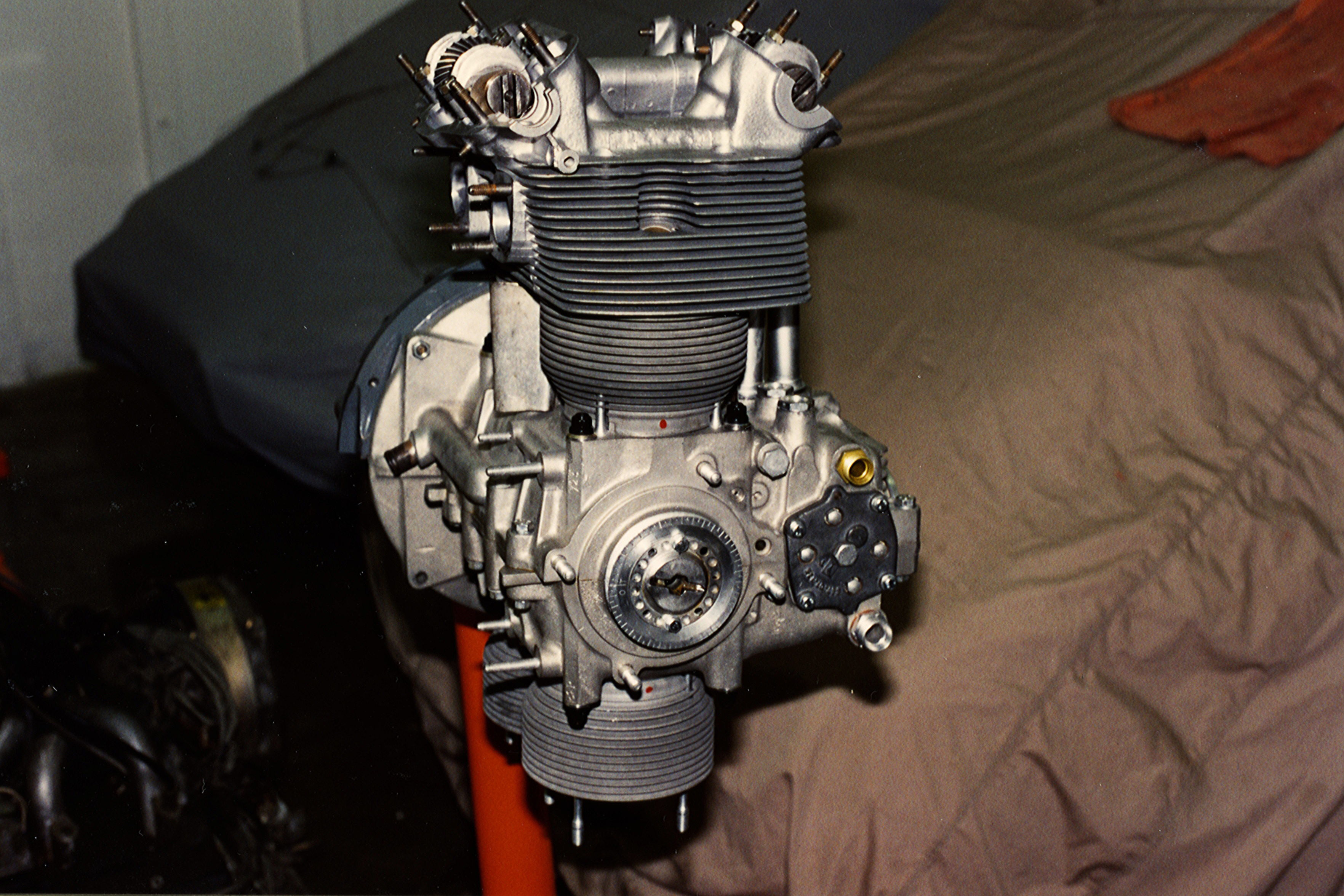 Engine – The Ultimate 4 Cam Speedster ~ 
